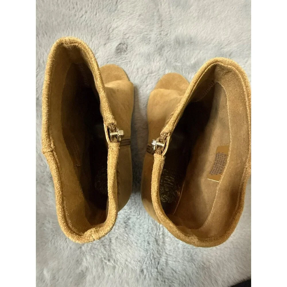 Vince Camuto Women's 8.5 / 39 Suede Peep-Toe Ankle Booties Sashane - Picture 9 of 10